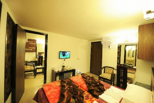 Hotel Hkj Residency image 13