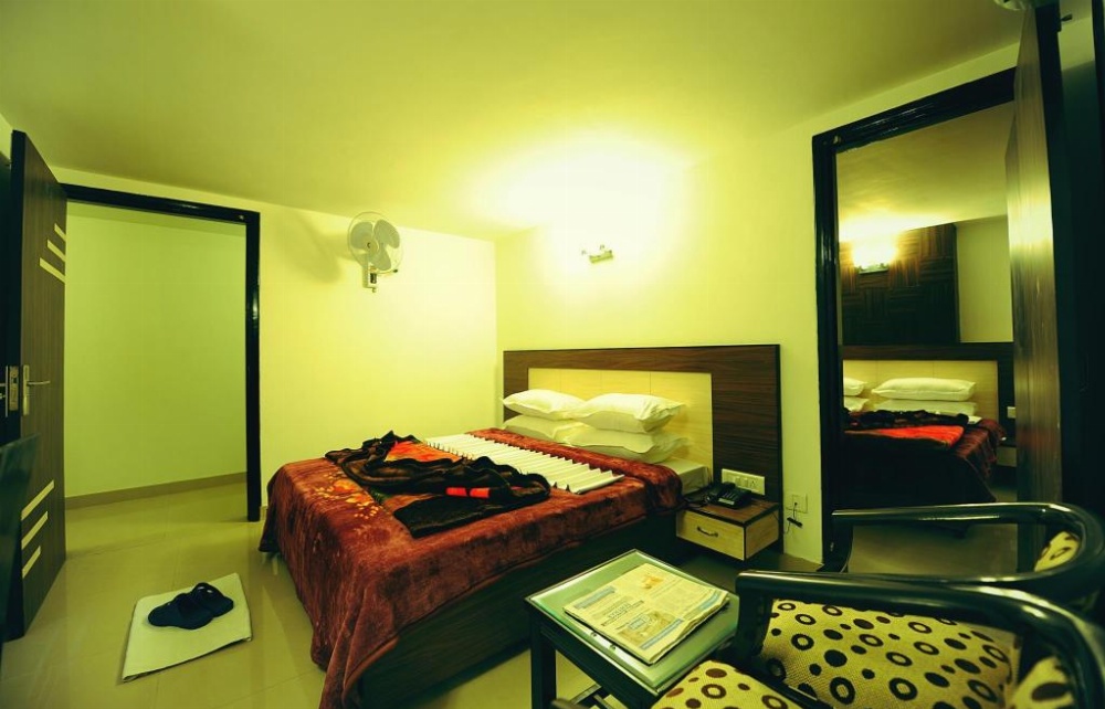 Super Deluxe Room