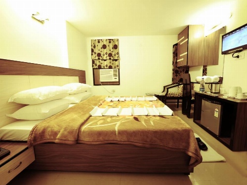 Hotel Hkj Residency image 26