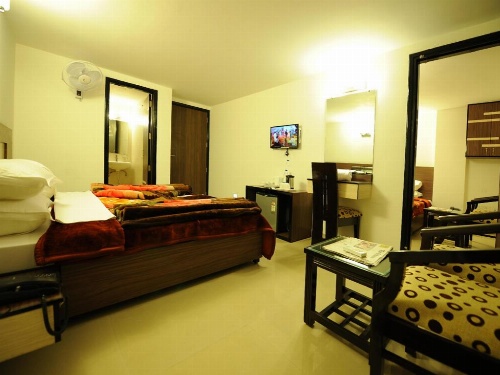 Hotel Hkj Residency image 6